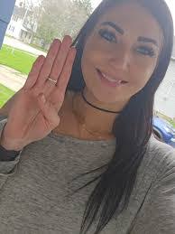 Emily Boardman's Instagram, Twitter & Facebook