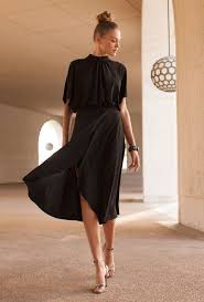 Harlyn Dress Trina Turk Fashion Vintage Fashion Fashion Show