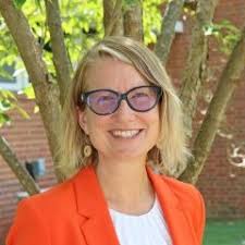 Sara Mcclellan's Instagram, Twitter & Facebook