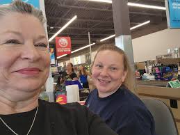 Aldi shopping experience and bargain finds in Gaffney, SC