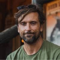 Jay Headley's Instagram, Twitter & Facebook