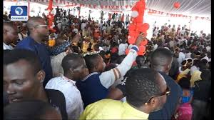 President muhammadu buhari congratulates all itsekiris home and abroad, as prince tsola emiko gets installed as the 21st olu of warri, august 21, 2021. Metrofile Coronation Of Olu Of Warri 19 12 15 Youtube