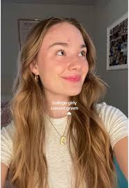 here is the current grwm for all my girlies out there but especially my  fellow college girlies who are short