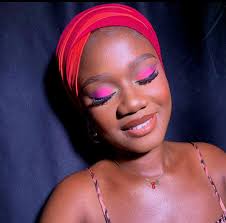 𝐒𝐨𝐢𝐧𝐬 𝐏𝐚𝐫𝐟è