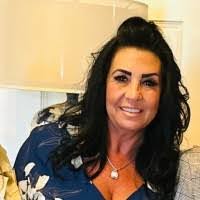 Kelly Treece's Instagram, Twitter & Facebook