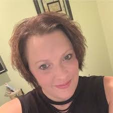 Adelma Gonzalez's Instagram, Twitter & Facebook