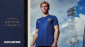 Season is the club's 137th season in existence and seventh consecutive season in the championship, the second tier of english football. Brentford Fc 2019 20 Umbro Third Kit 19 20 Kits Football Shirt Blog