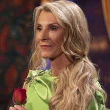 Dawn Weitzel's Instagram, Twitter & Facebook