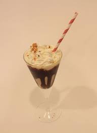 Alcoholic Butterfinger Milkshake Butterfinger Butterfinger Candy Milkshake Recipes