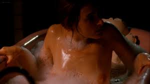 Marlee Matlin nude topless at the tub – Hear No Evil (1993) HD 1080p Web