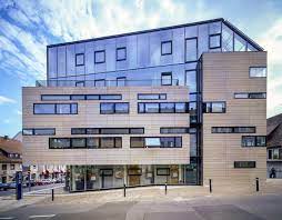 The deutsche bundesbank (pronounced ˈdɔʏtʃə ˈbʊndəsˌbaŋk), literally german federal bank, is the central bank of the federal republic of germany and as such part of the european system of. Filiale Der Bw Bank Boblingen K T P Kauffmann Theilig Partner