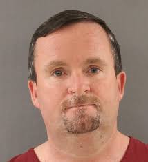 Tennessee pastor David Lynn Richards Jr, facing 72 years in prison for  repeatedly raping his adopted daughter, 14, jailed just 12 years, after his  parishioners turn up in court to support him