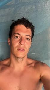 🔋Recargando🔋 , Tras meses de audiciones y producción en el taller (checa  mi cuenta @blanco_choya 🤘🏻anda) me he escapado unos días yo conmigo a la  costa Oaxaqueña y he alquilado una moto. , Ahora me va ...