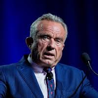 Steve Bannon's Twitter Account Suspended After Calling for Execution of Dr  Fauci and FBI Director Wray