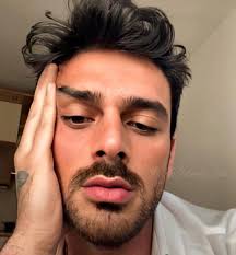 Michele morrone modello e attore italiano è nato melegnano, una cittadina alle porte di milano il 3 ottobre 1990 sotto il segno zodiacale della bilancia, è alto un metro e ottanta centimetri ed ha capelli ed occhi castani. Michele Morrone Wallpapers Top Free Michele Morrone Backgrounds Wallpaperaccess