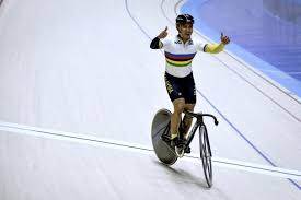 Jun 29, 2021 · sementara itu reezal merican berkata, beliau akan melakukan tinjauan bagi melihat persiapan kesemua atlet yang telah layak ke sukan olimpik tokyo 2020 dan sabtu lalu tinjauan pertamanya ke velodrom nasional malaysia bagi melihat persiapan dua atlet acara berbasikal negara, azizul hasni awang dan muhammad shah firdaus sahrom. Trek Velodrom Nasional Di Nilai Bertaraf Dunia Azizulhasni Sukan Mstar