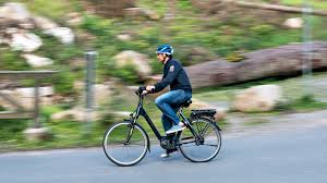 Test Velo De Ville Ceb 800 Bike Bild