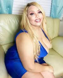 Alex Aspasia - Free pics, galleries & more at Babepedia