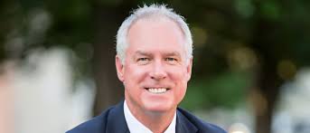 Kurt Morse's Instagram, Twitter & Facebook