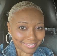 Tonia Combs's Instagram, Twitter & Facebook