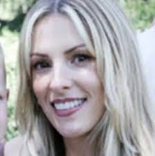 Hilary Sampson's Instagram, Twitter & Facebook