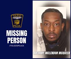 Happy 61st Birthday to Christopher Reid aka “KId.” Born April 5, 1964,  formerly known as Kid (shortened from his original MC name, Kid Coolout),  is an American actor, comedian and former rapper.