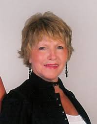 Dixie Travis's Instagram, Twitter & Facebook