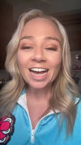 Jessica Benson (@jbjams)