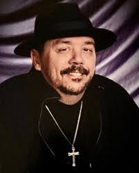 Ronny Martin's Instagram, Twitter & Facebook