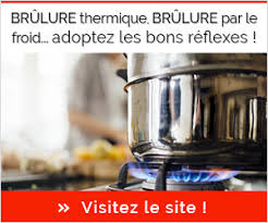 Dans la salle de séjour il y a une grande bibliothèque, un meuble avec un poste de télévision et les fenêtres de la chambre de mes parents donnent sur le cour. Huitres Comment Eviter La Gastro Enterite Sante Sur Le Net