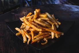 With the livenza deep fryer with easyclean system it's easy to gather your friends and family for meals and snacks. Delonghi D44528dz Livenza Easy Clean Deep Fryer Review
