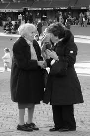 Here's a list of 25 really romantic phrases you can use to melt your lover's heart. Italian 101 How To Say Hello In Italian