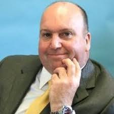 Derek Lockhart's Instagram, Twitter & Facebook