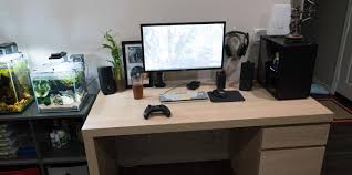 An Ikea Malm Desk And Some Updates Because I M Bored Ikea Malm Desk Ikea Malm Ikea Computer Desk