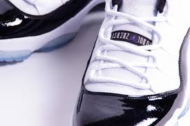 Siden michael jordans vinderskud, som sikrede north carolina mesterskabstitlen, har han været en frontfigur inden for basketball. Air Jordan 11 Retro Low Concord Up Close Personal Weartesters