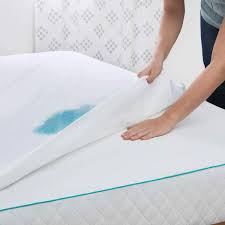 100 Waterproof Top Protection Against Perspiration Bed Wetting Liquids And Stains Hypoall Waterproof Mattress Waterproof Mattress Cover Mattress Protector