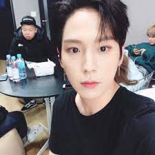 Kang himchan (강힘찬) is a south korean trainee. B A P S Himchan Leaves A Message For His Fans Two Years After He Got Sued For Indecent Assault Zapzee