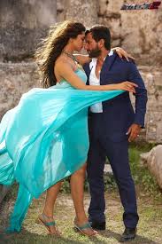 Race 2 Still Deepika Padukone And Saif Ali Khan Bollywood Pictures Bollywood Celebrities Bollywood Actress
