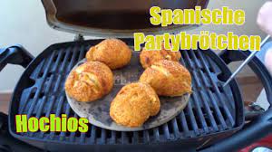 Pizzastein test 2017 wir helfen ihnen den richtigen pizzastein zu finden. Weber Pizzastein Partybrotchen Aus Spanien Hochios Auf Dem Weber Q 1200 Youtube