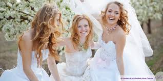 Finde dein brautkleid online jetzt mit gratis videoberatung! Brautkleid Deutschland Brautmode In Deutschland Heiraten De Hochzeit Und Heiraten