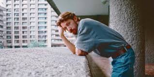 A teenage football player wants to join the swat team after graduation, but drugs and fighting are leading him straight to the longest yard. Bearcubs On Early Hours Berlin Art For Change Grammy Com