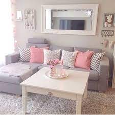 Sala Decorada Em Tons Pastel Cinza E Rosa Livingroom Living Room Decor Apartment Small Living Room Decor Pink Living Room