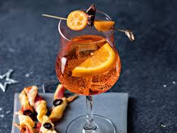 Spritz De Noel Et Torsades A L Italienne Recettes Recette Spritz De Noel Recette Spritz Recettes De Boissons