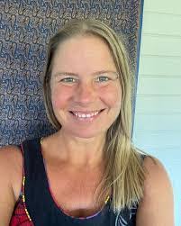 Francine Hart's Instagram, Twitter & Facebook