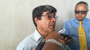 #ILO , Alcalde de Ilo William Valdivia Davila se pronuncia sobre la  movilización de los comerciantes y la denuncia de la regidora Magy Vera.  Dijo que el proyecto del mercado continuara y que la ...