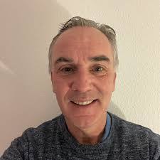 Richard Knapp's Instagram, Twitter & Facebook