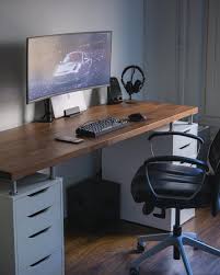 We did not find results for: Minimal Desks Simple Workspaces Interior Design Sebastian From Finland Shares His Desk Created