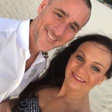 Nicole Burke (nic_burke5@)