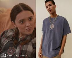 Gemma (Daddy Issues) Clothes, Style, Outfits, Fashion, Looks