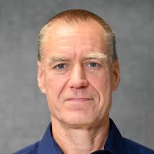 Does anyone have an extra charging cable for an old Garmin 735?